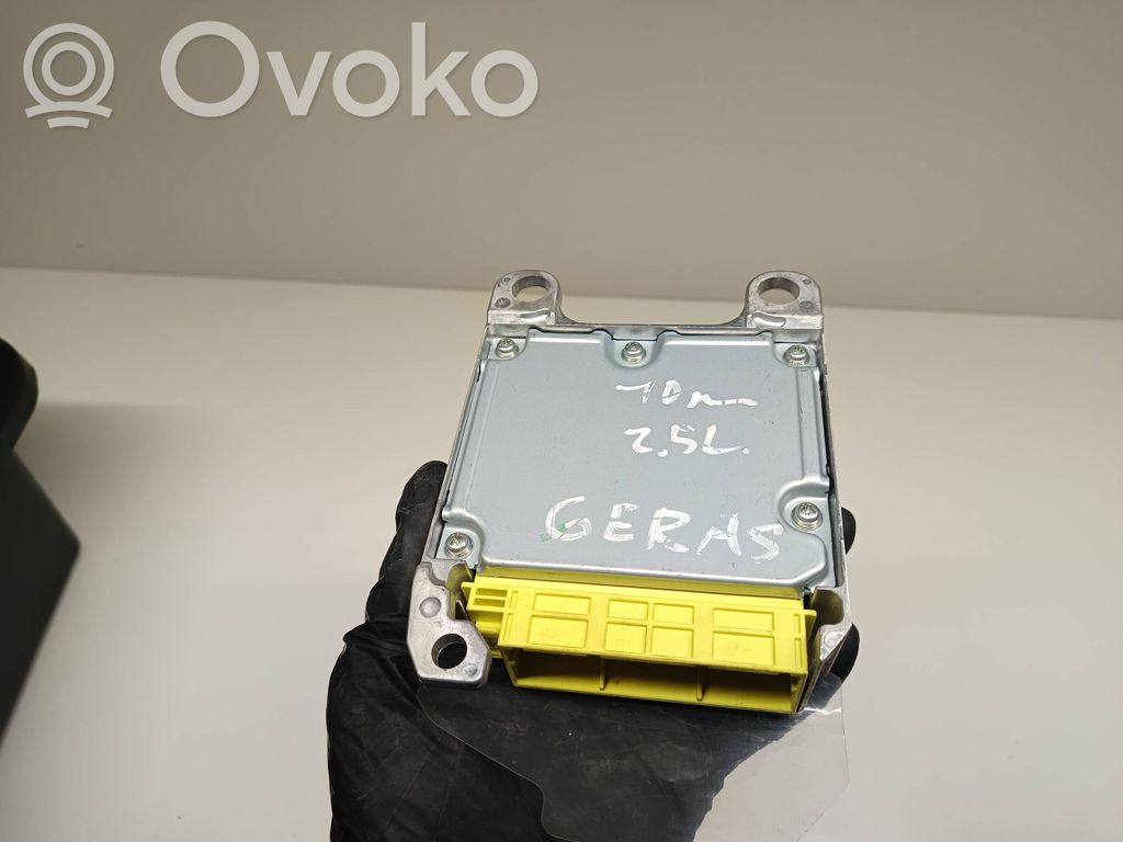 Subaru Outback Airbag control unit/module 