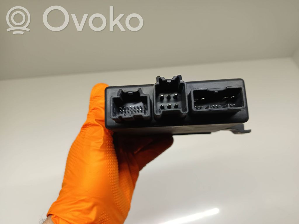 Tailgate/trunk control unit/module   63350AL10A,1216320B