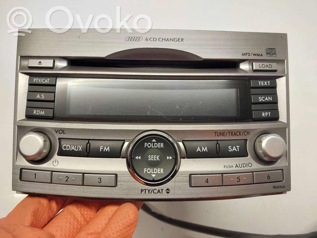 Subaru Outback Panel / Radioodtwarzacz CD/DVD/GPS 