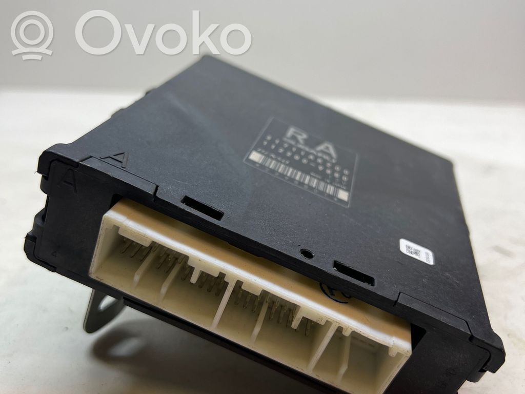 Subaru Outback Gearbox control unit/module 