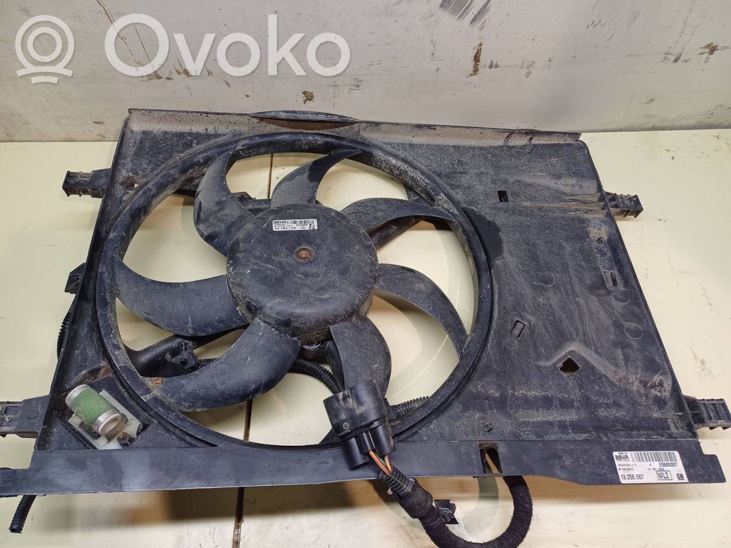 Opel Corsa D Elektrisks radiatoru ventilators 