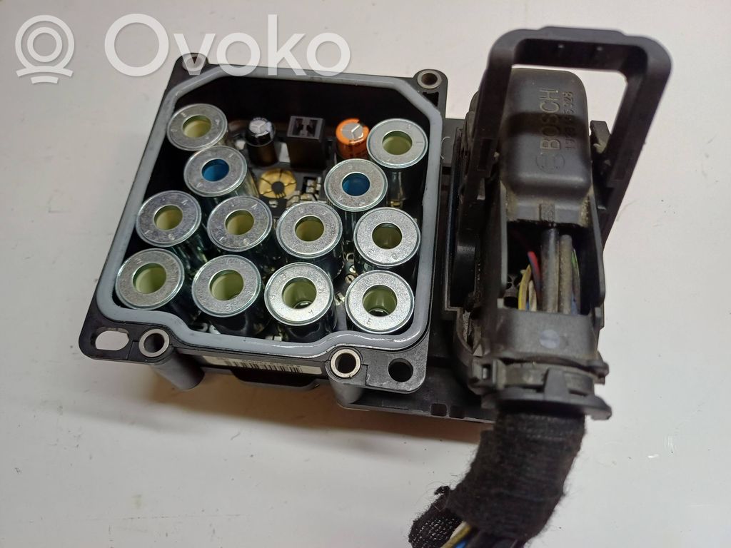Opel Corsa D Bomba de ABS 