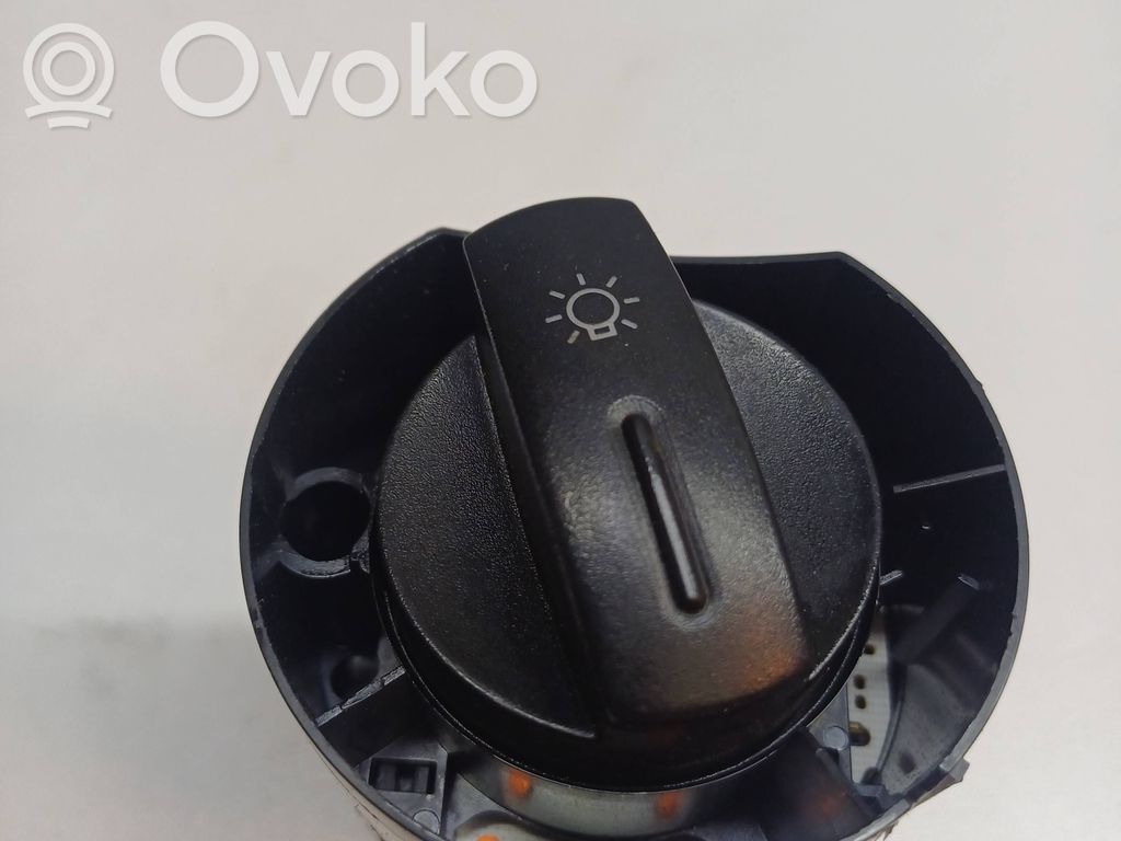 Audi A2 Light switch 
