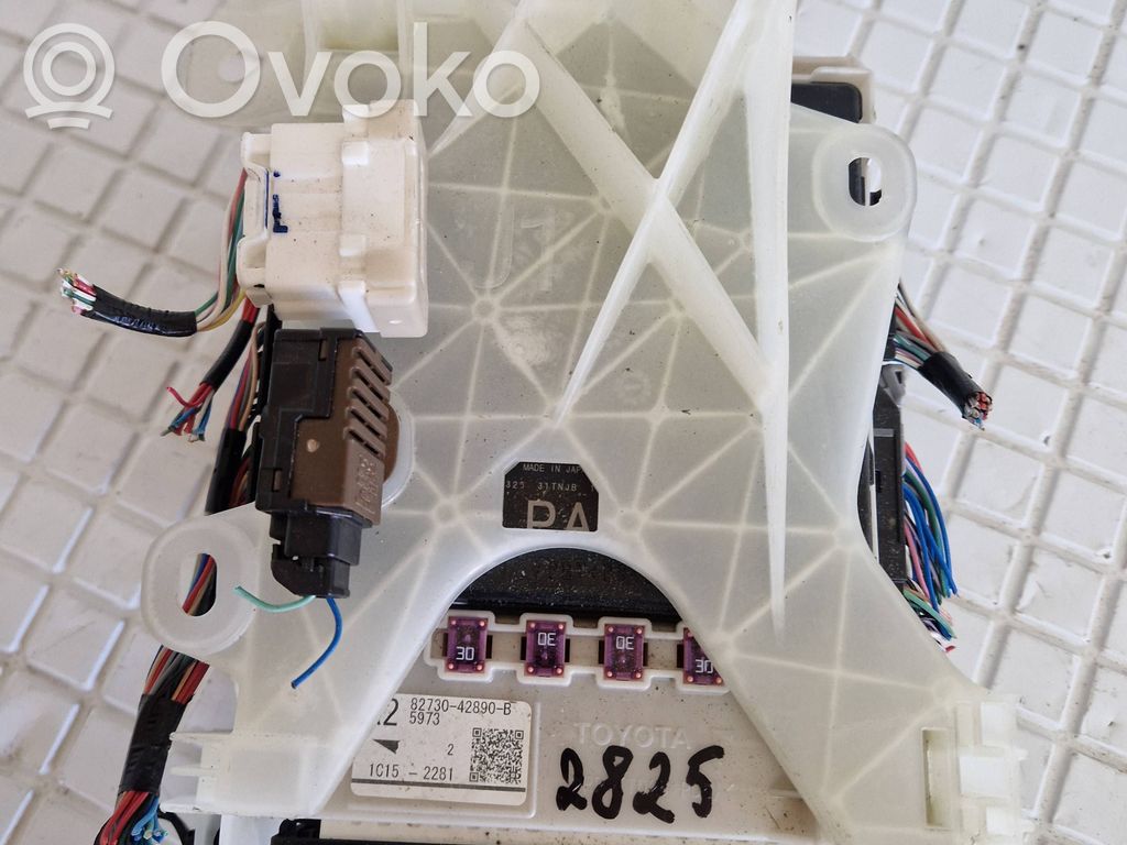 Toyota RAV 4 (XA50) Moduł / Sterownik komfortu 