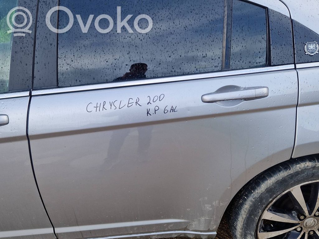 Chrysler 200 Galinės durys 