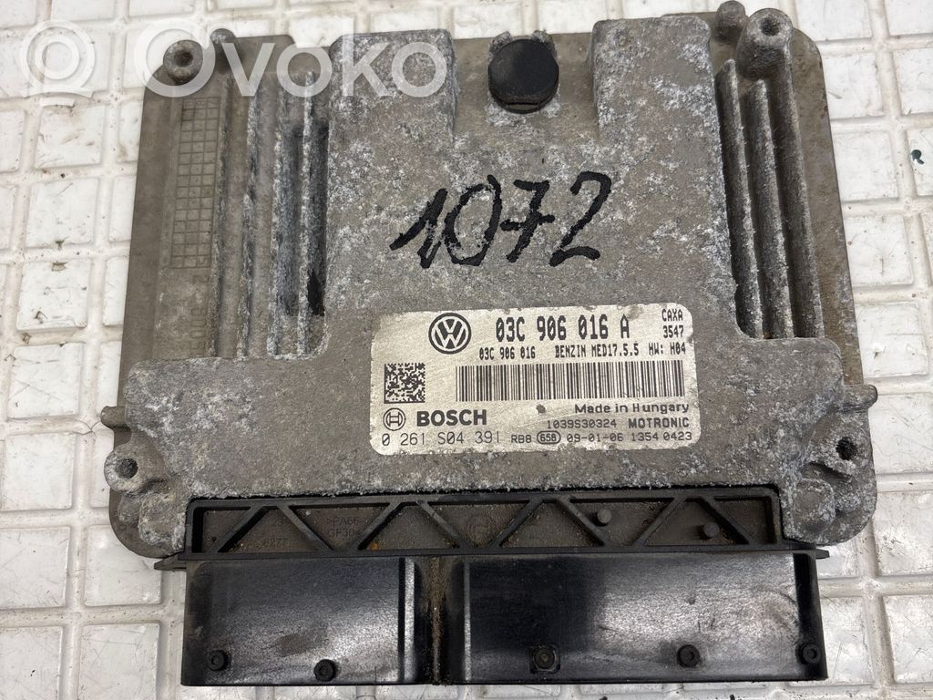 Volkswagen Golf VI Engine control unit/module 