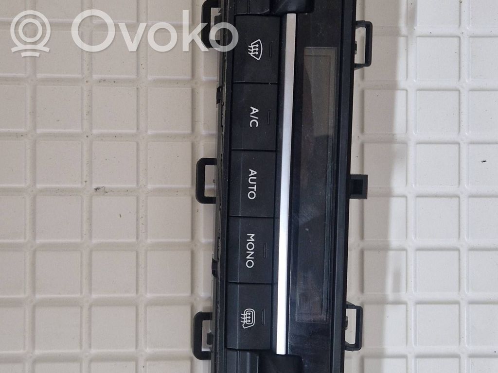 Toyota RAV 4 (XA50) Climate control unit 