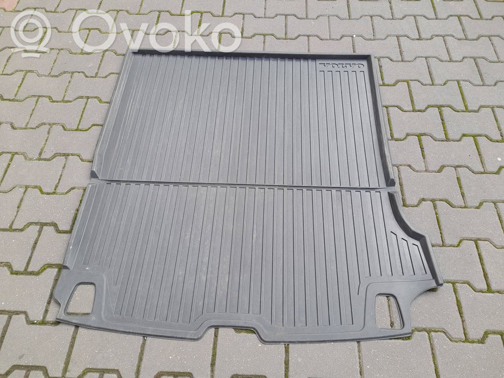 Trunk/boot mat liner