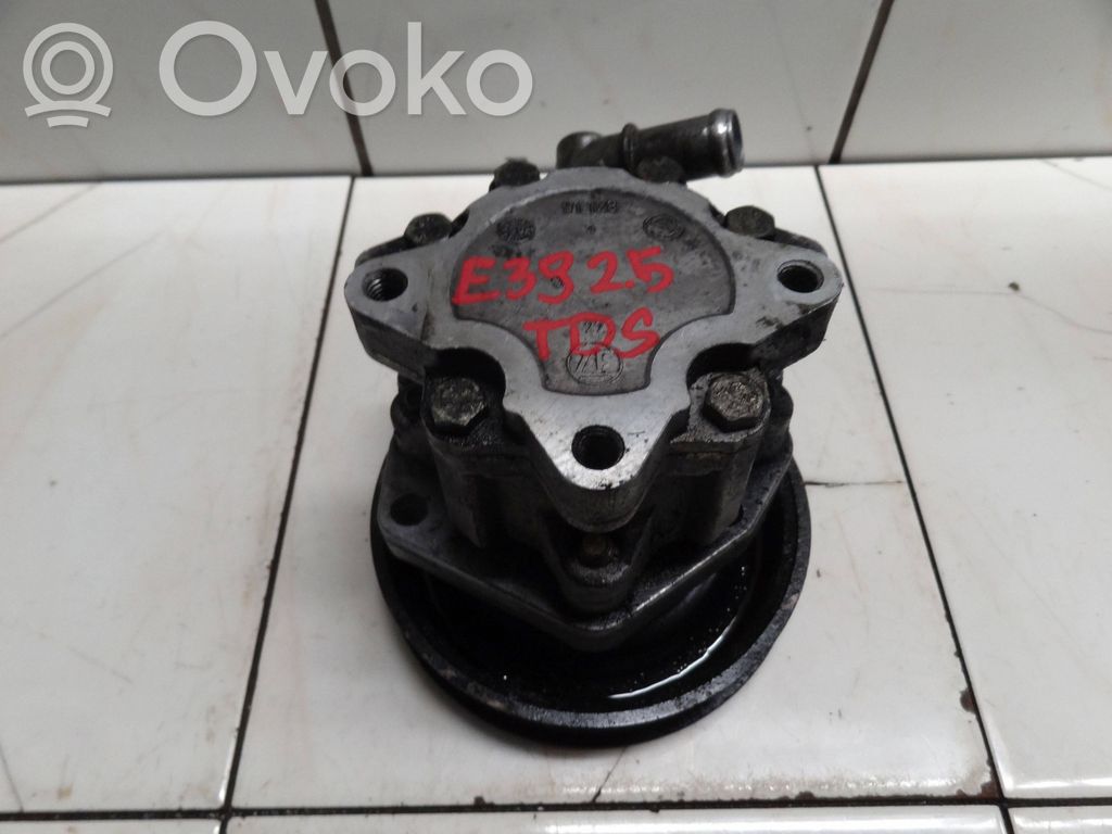 Power steering pump   2246152