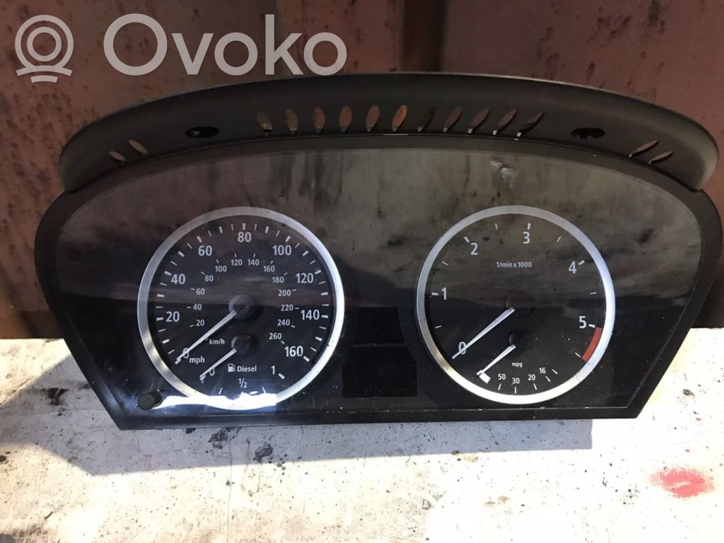 BMW 5 E60 E61 Speedometer (instrument cluster) 