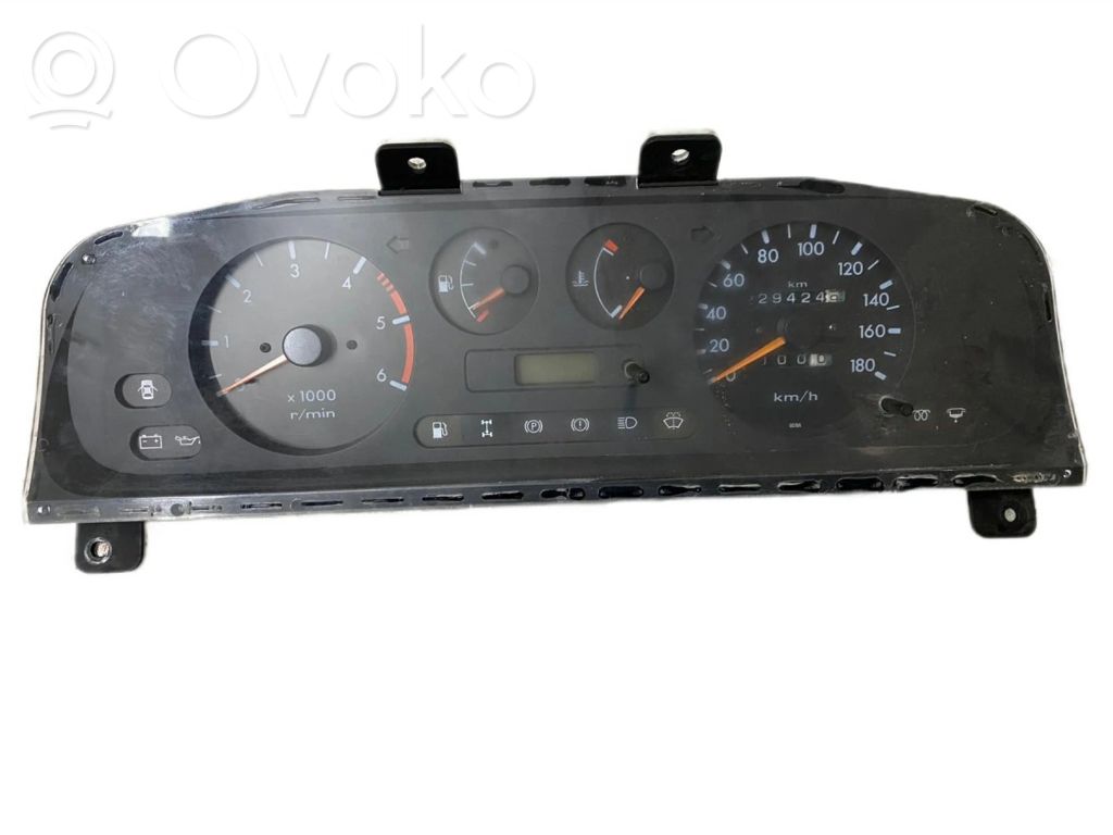 Nissan Terrano Spidometrs (instrumentu panelī) 