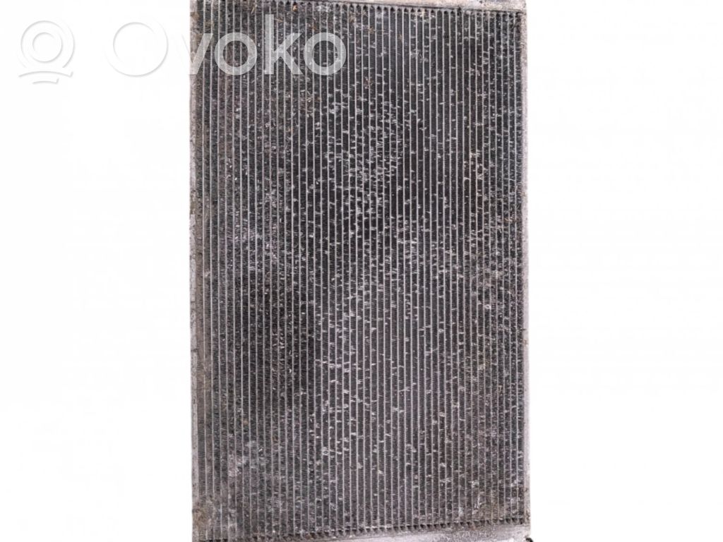 BMW 5 E60 E61 Dzesēšanas šķidruma radiators 