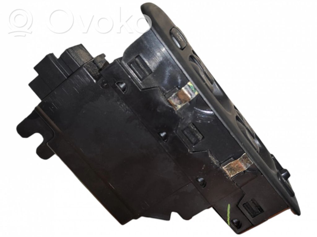 Electric window control switch   30739980