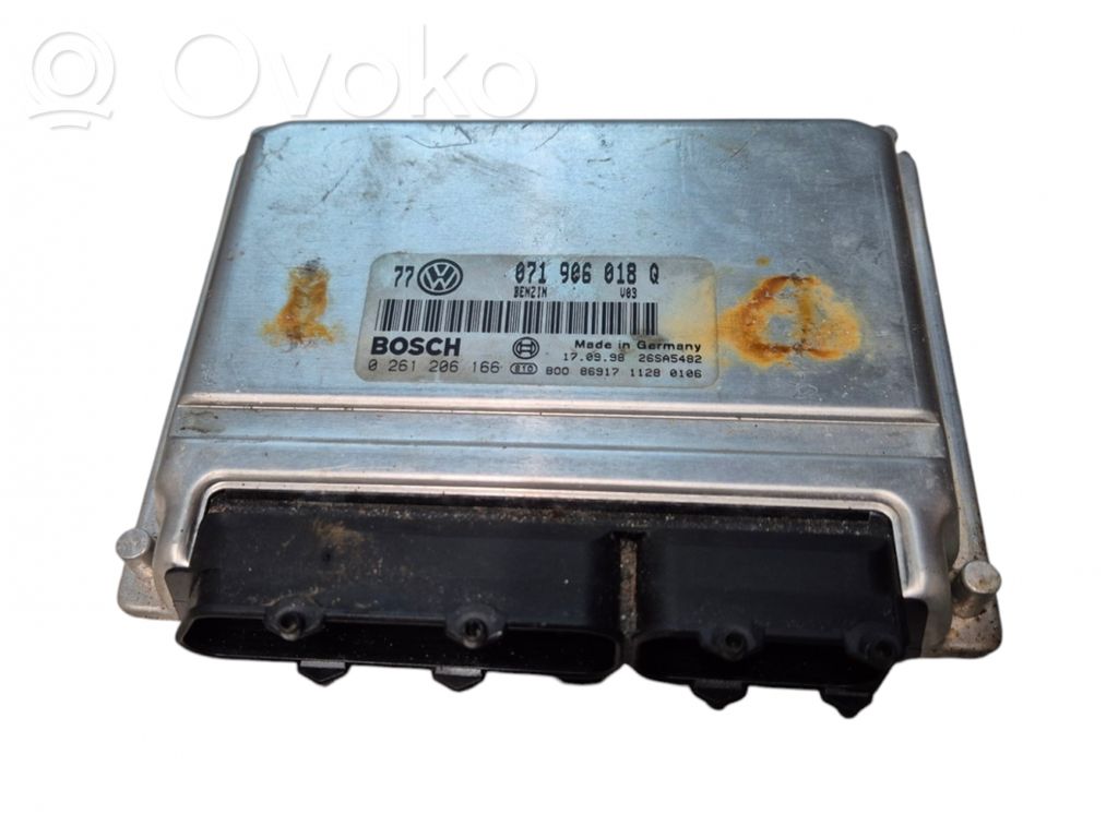 Volkswagen PASSAT B5 Engine control unit/module 