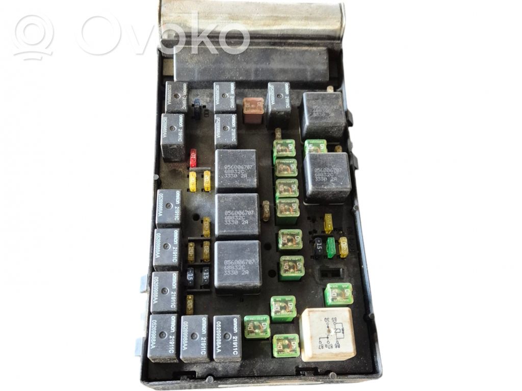 Chrysler Grand Voyager IV Fuse box set 