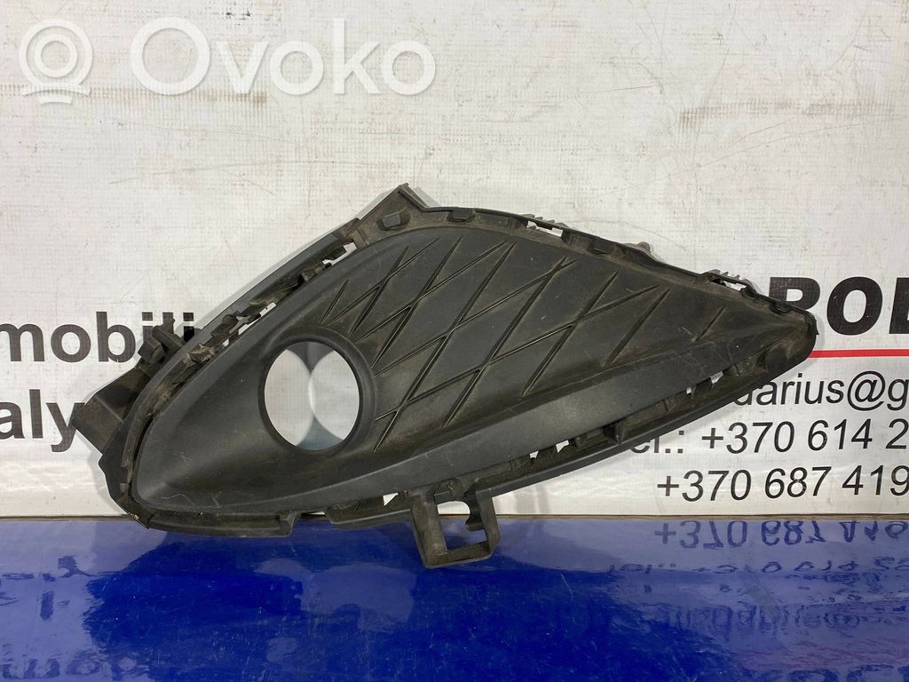 Mazda 5 Front bumper lower grill 