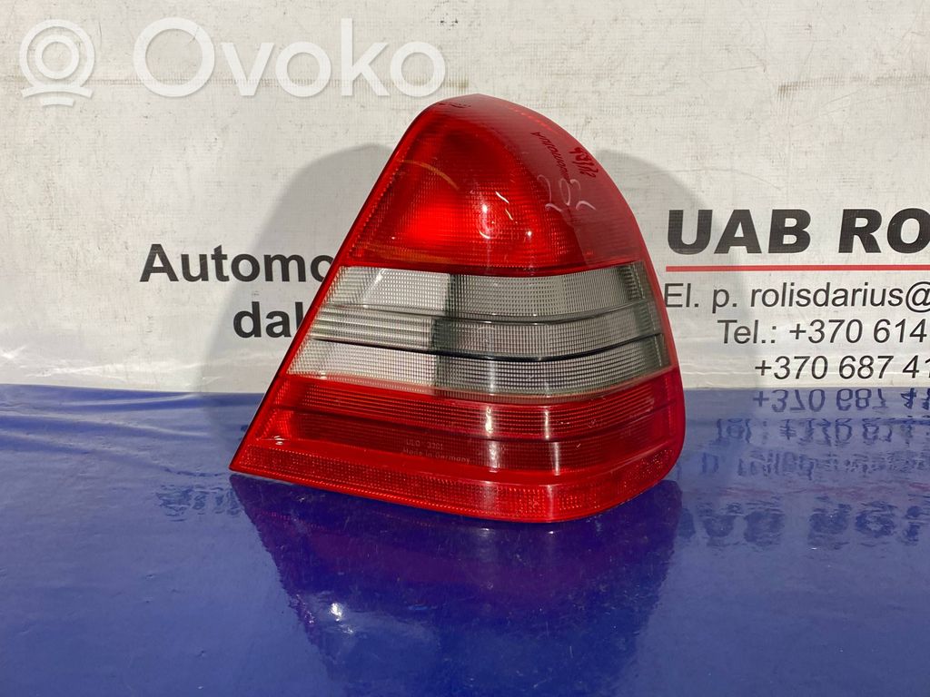 Mercedes-Benz C W202 Lampa tylna 