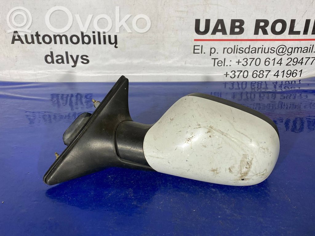 Renault Safrane Front door electric wing mirror 