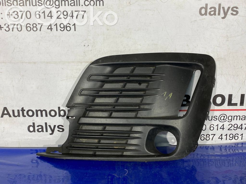 Citroen Jumpy Front bumper lower grill 