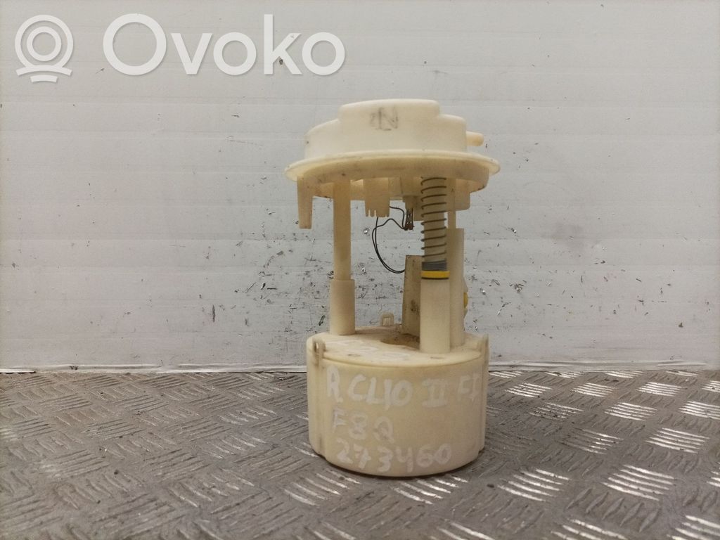 Renault Clio II Pompe à carburant 