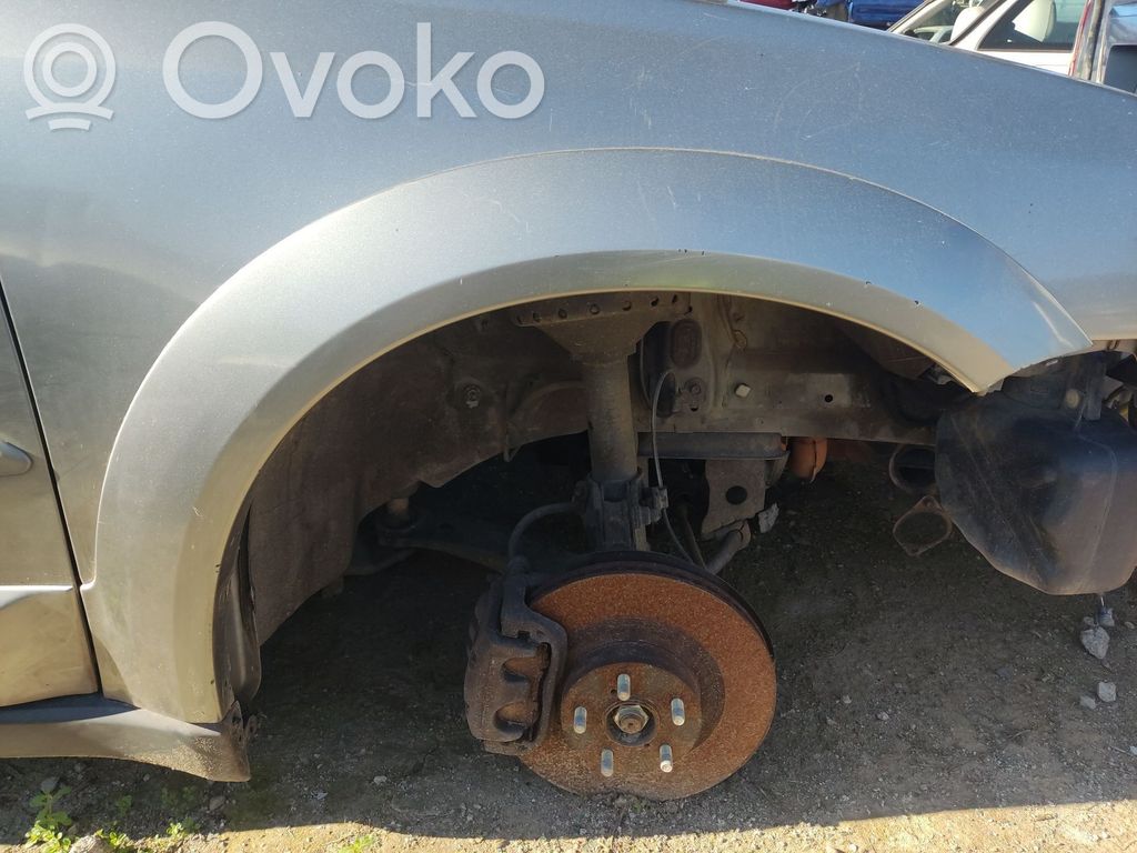 Błotnik przedni   91112AG000LR,91112AG000NN