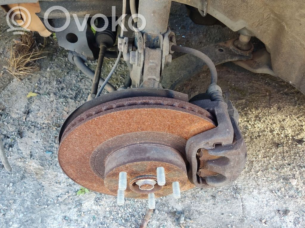 Subaru Legacy Achsschenkel vorne 