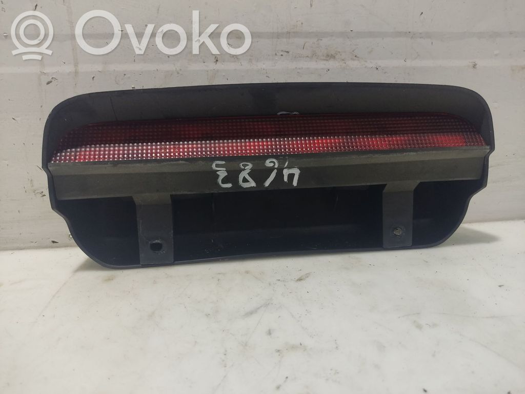 Third/center stoplight   3582183E005PK