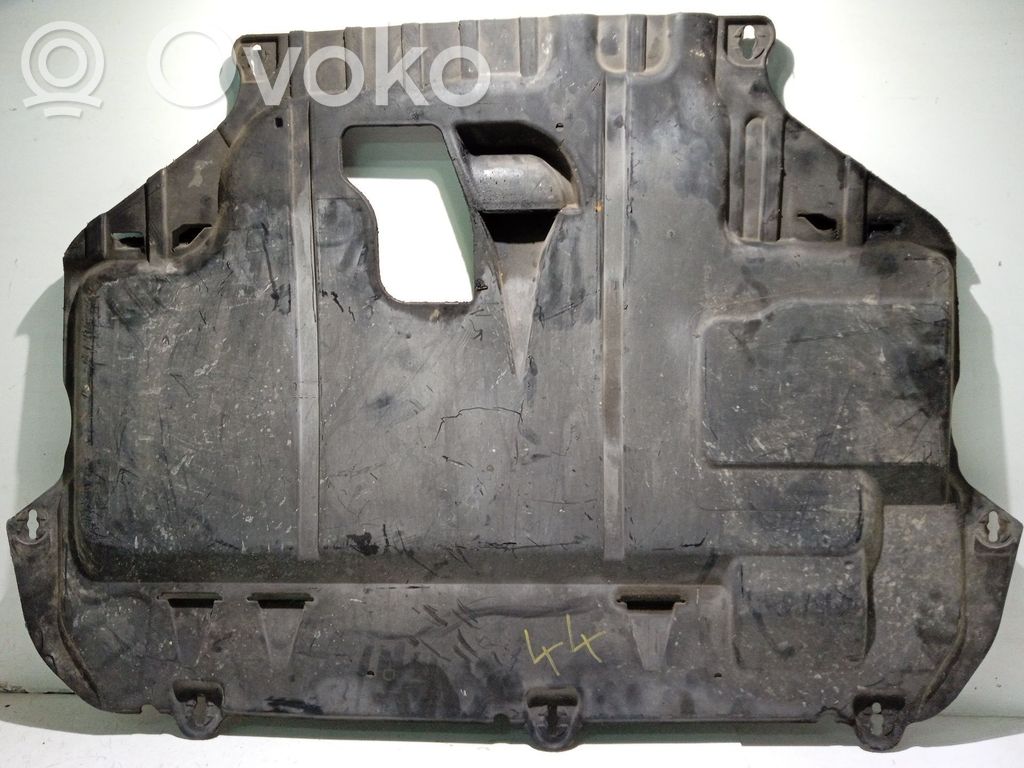 Ford Focus Engine splash shield/under tray 