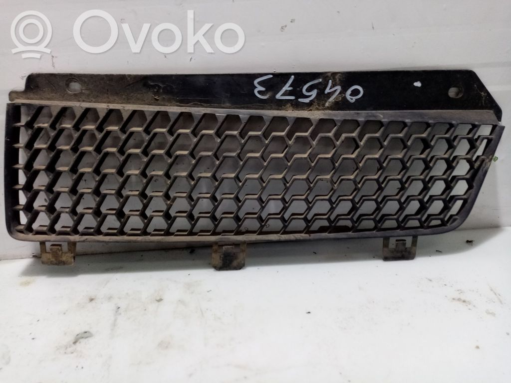 Renault Master I Etusäleikkö 