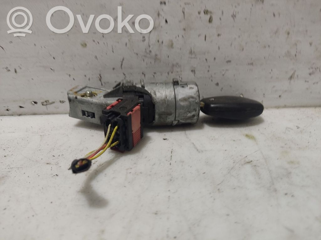 Renault Clio III Ignition lock 