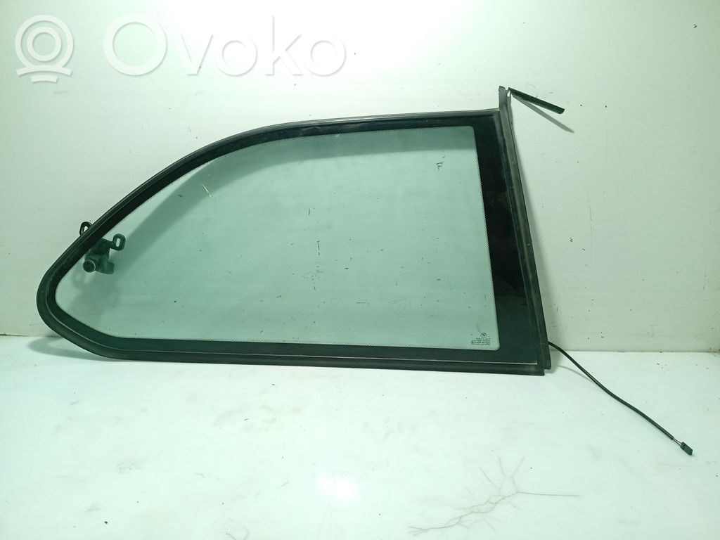 BMW 3 E36 Rear side window 