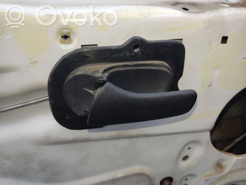 Opel Corsa B Manecilla interna puerta delantera 
