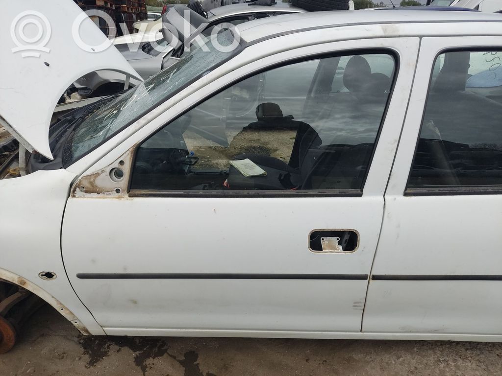 Opel Corsa B Puerta delantera 