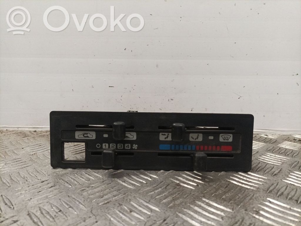 Nissan Patrol 260 Module unité de contrôle climatisation