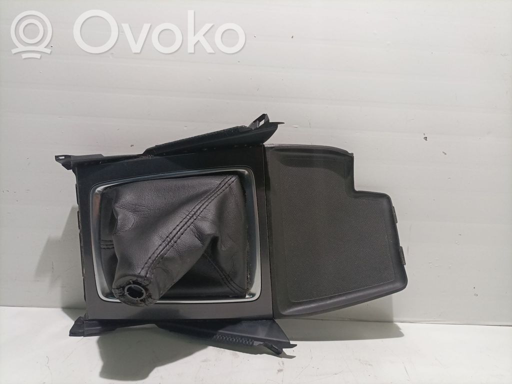 Mazda 6 Contour de levier de vitesses 