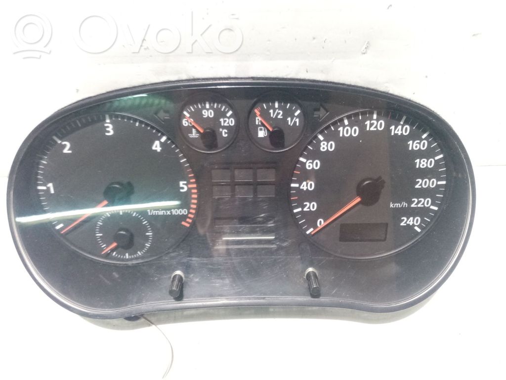 Audi A3 S3 8L Licznik / Prędkościomierz 