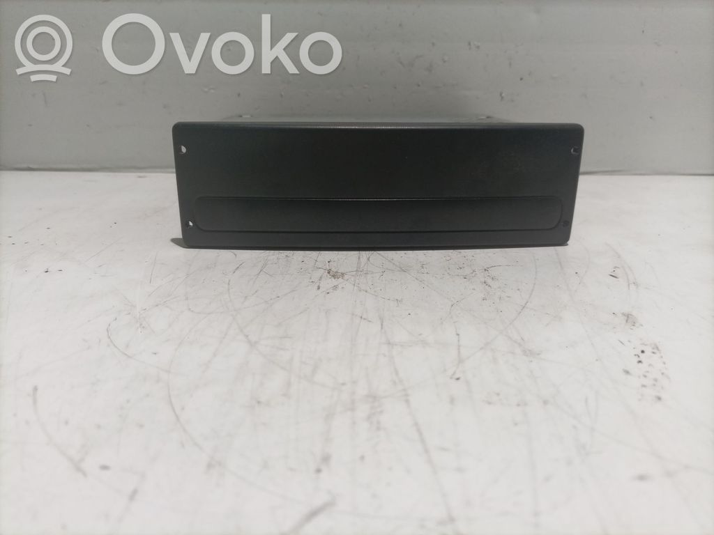 Renault Laguna III Radio/CD/DVD/GPS head unit 