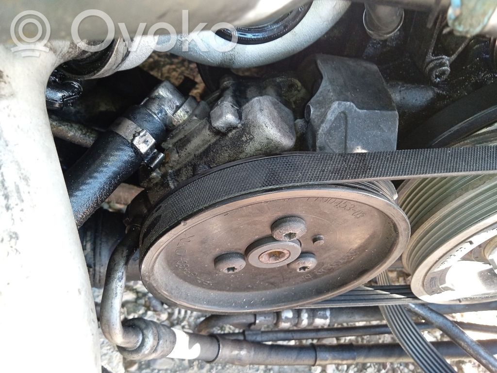 Power steering pump   32416768155