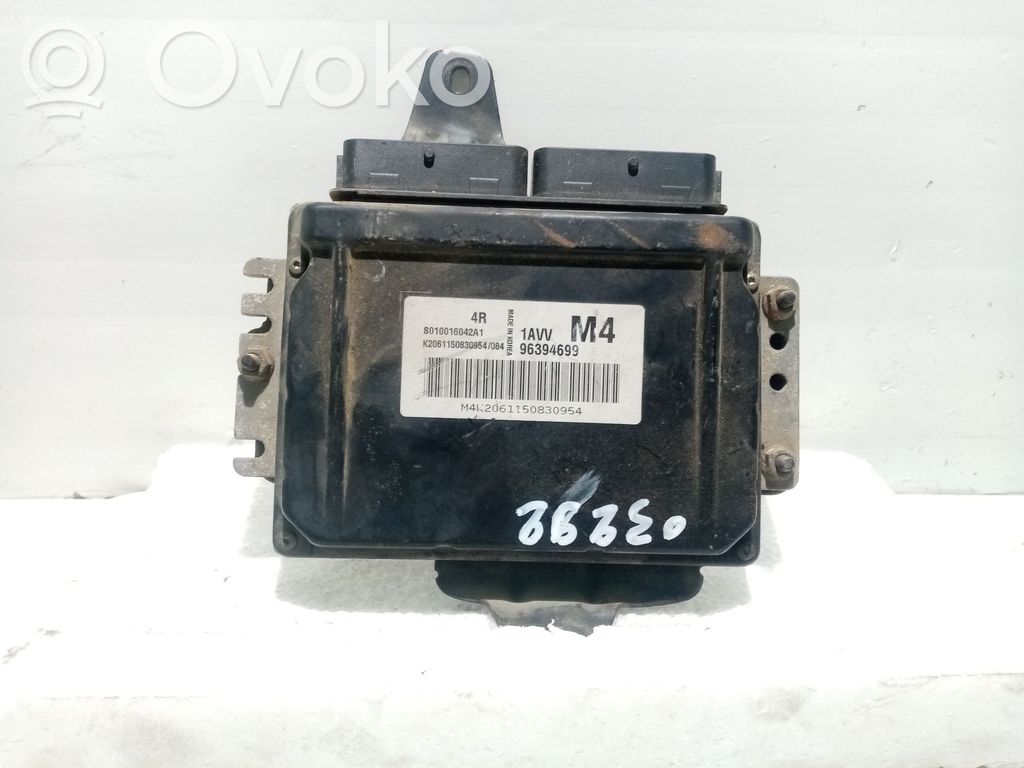 Chevrolet Lacetti Engine control unit/module 