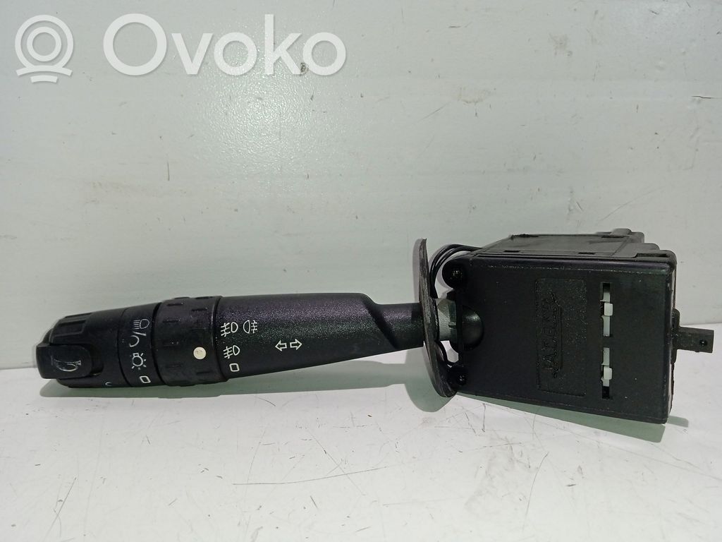 Citroen Xsara Manetă semnalizator 