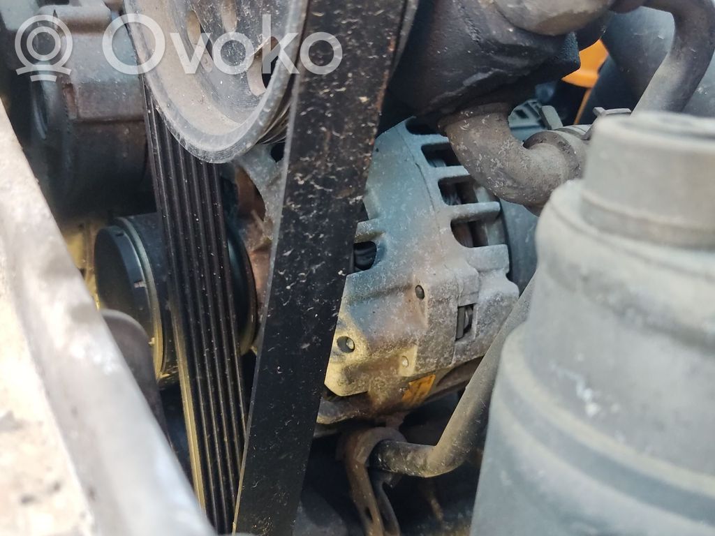 Alternador   028903028D