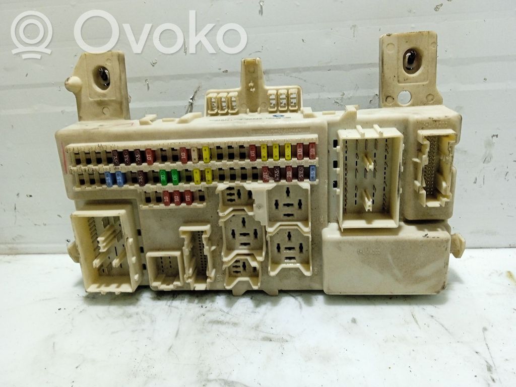 Mazda 3 I BSM Control unit 