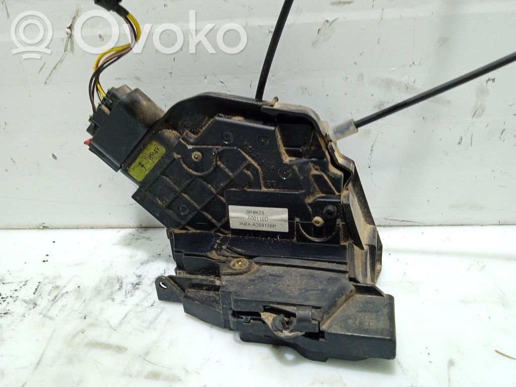 Mazda 3 I Takaoven lukko 