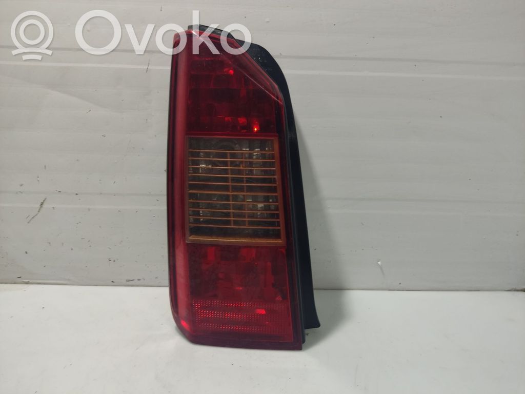 Fiat Idea Lampă spate în caroserie 