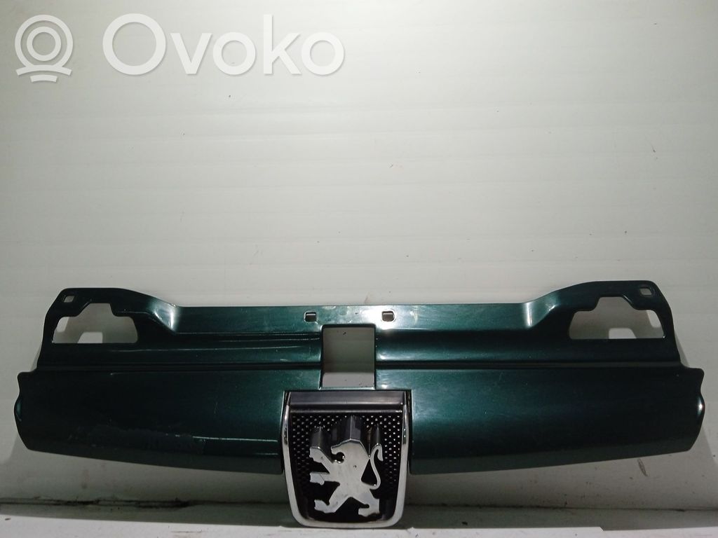 Peugeot 406 Griglia anteriore 