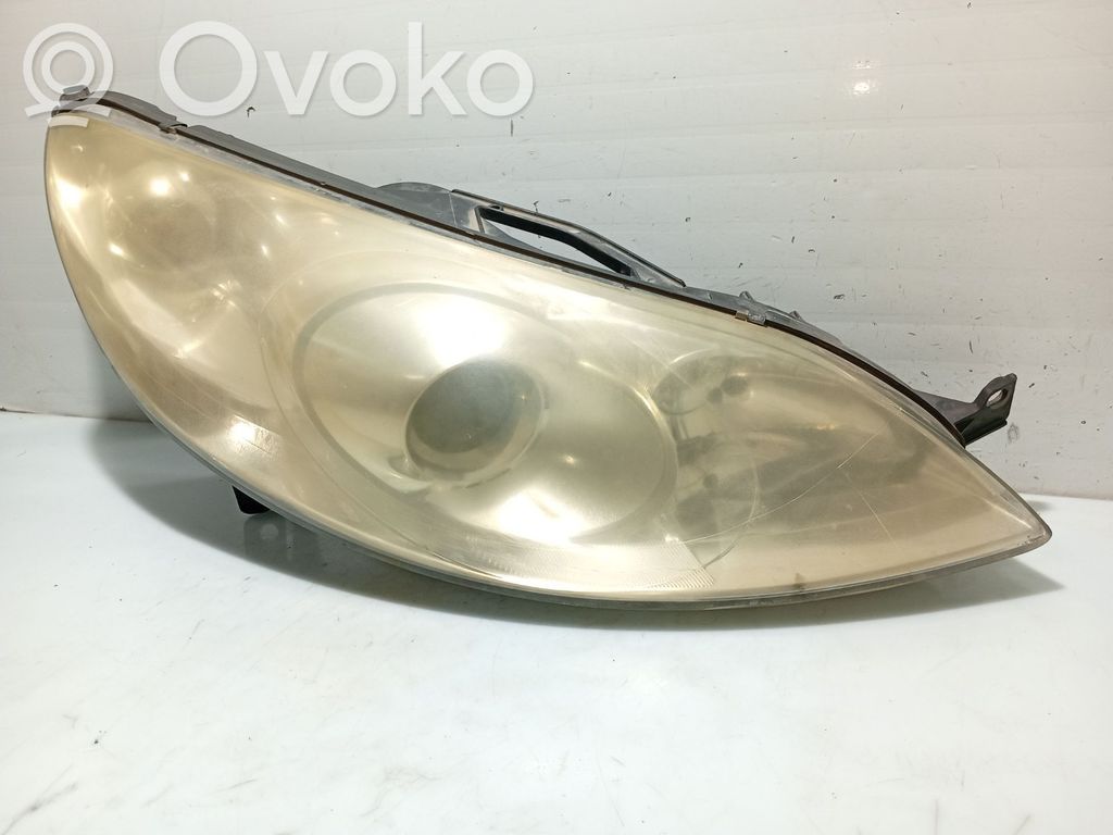 Peugeot 407 Lampa przednia 