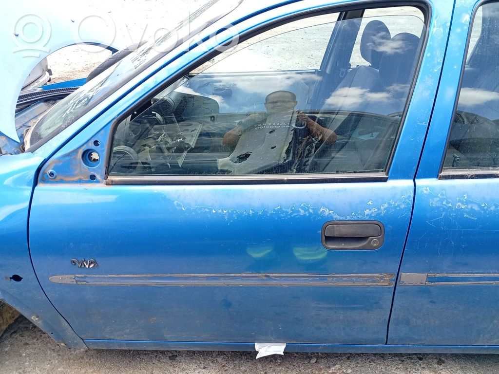 Opel Corsa B Puerta delantera 