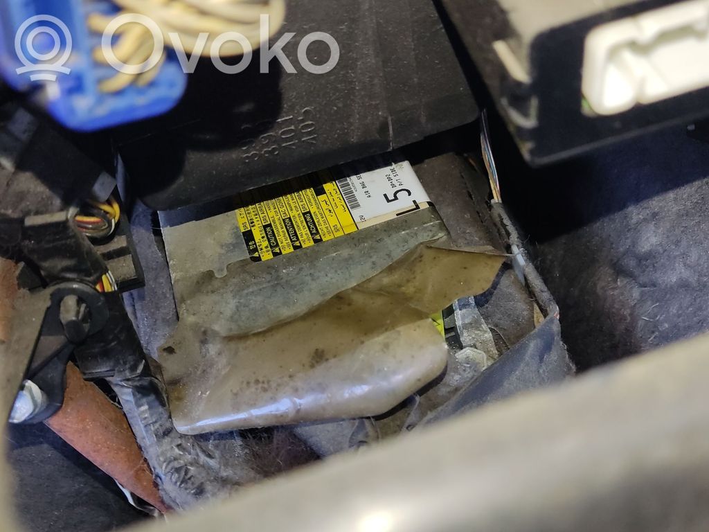 Toyota Corolla Verso E121 Airbag control unit/module 