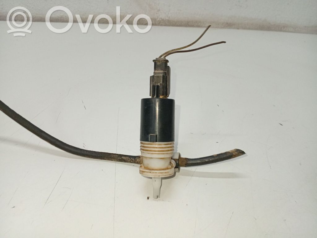 Windscreen/windshield washer pump   5166383AA