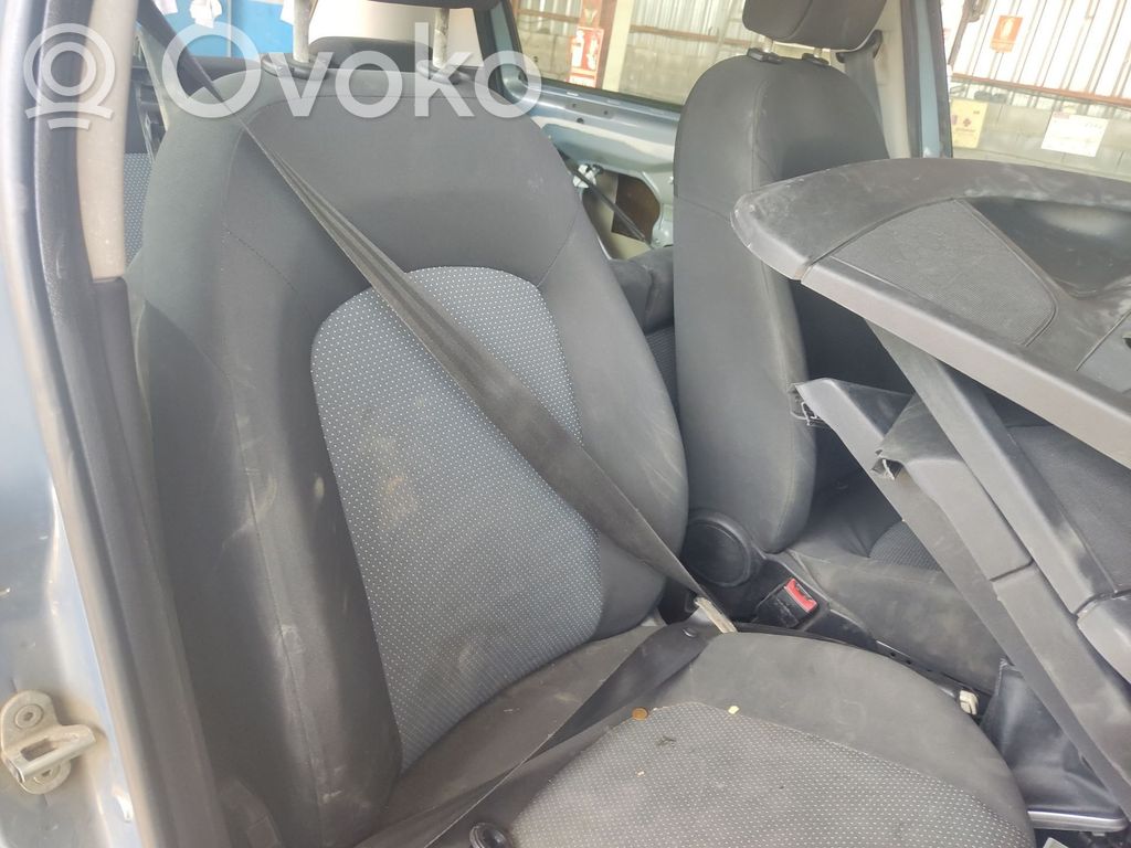 Fiat Punto (199) Cinturón delantero 